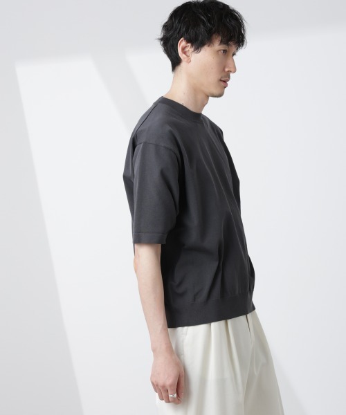 NANO universe（ナノユニバース）の「コットン/ソロナ プレーティングクルーネック 半袖TEE（ニット/セーター・メンズ・ダークグリーン/ライトブラウン/チャコール・M/L）」の5枚目の写真