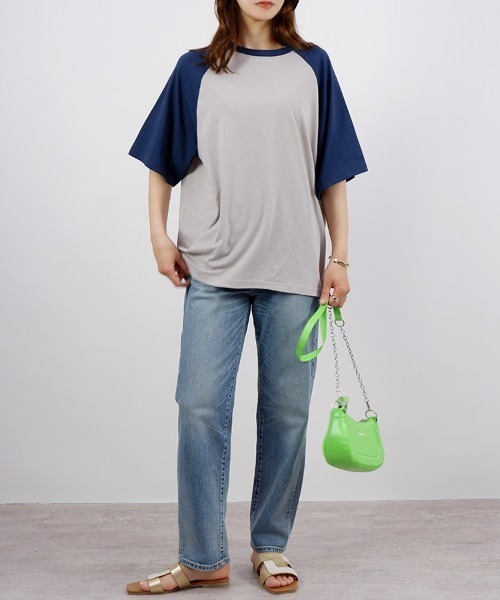 CLOTHY(クロシィ)の「【シンプルなTシャツにこなれ感をプラス!】5分袖ラグランTシャツ(Tシャツ/カットソー・レディース・ブラック/ブラウン/ネイビー/チャコールグレー・MEDIUM)」の19枚目の写真
