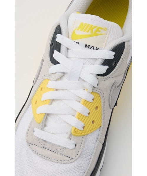 NIKE(ナイキ)の「エア マックス 90(スニーカー・レディース・ベージュ/イエロー・25cm/24cm/24.5cm)」の17枚目の写真