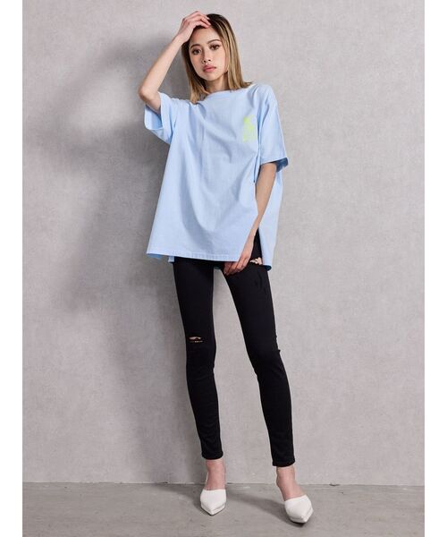 GYDA（ジェイダ）の「GAME HOLIC BUNNY BIG Tシャツ（Tシャツ/カットソー・レディース・オフホワイト/ブラック/スカイブルー/ライム・FREE）」の7枚目の写真