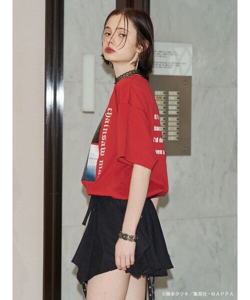 jouetie（ジュエティ）の「【TVアニメ『チェンソーマン』】シーンBIGTシャツ（Tシャツ/カットソー・レディース・レッド/ピンク/ブラック/オフホワイト・MEDIUM）」の8枚目の写真