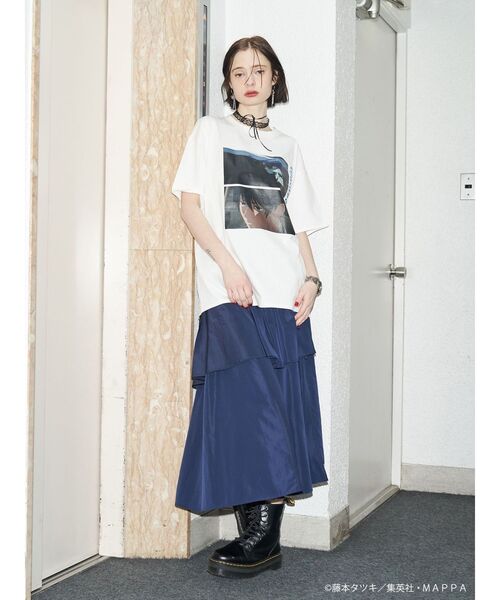 jouetie（ジュエティ）の「【TVアニメ『チェンソーマン』】シーンBIGTシャツ（Tシャツ/カットソー・レディース・レッド/ピンク/ブラック/オフホワイト・MEDIUM）」の16枚目の写真