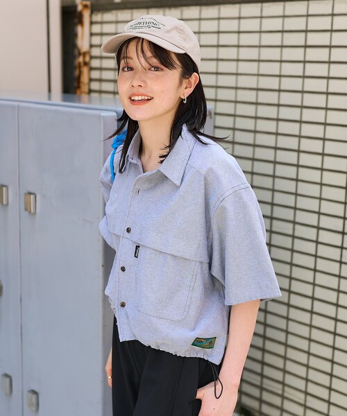 FREAK'S STORE（フリークスストア）の「Foxfire × FREAK'S STORE/フォックスファイヤー 別注 オックス フィッシングポケットショートスリーブシャツ（シャツ/ブラウス・レディース・その他13/サックスブルー/グレー・ﾌﾘ-）」の8枚目の写真