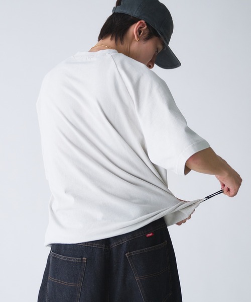 Adoon plain(アドーンプレーン)の「VINTAGE LIKE SHALLOW V-NECK DRAWCORD T-SHIRT / ビンテージライク浅VネックドローコードTシャツ(Tシャツ/カットソー・メンズ・グレー/ブラック/アイボリー・MEDIUM/LARGE)」の6枚目の写真