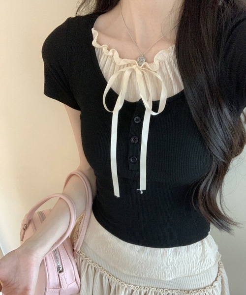 VIBGYOR（ヴィブジョー）の「ヘンリーネック リボンデザイン レイヤードTシャツ(CZ)（Tシャツ/カットソー・レディース・グレー/ライトブルー/ブラック・FREE）」の2枚目の写真