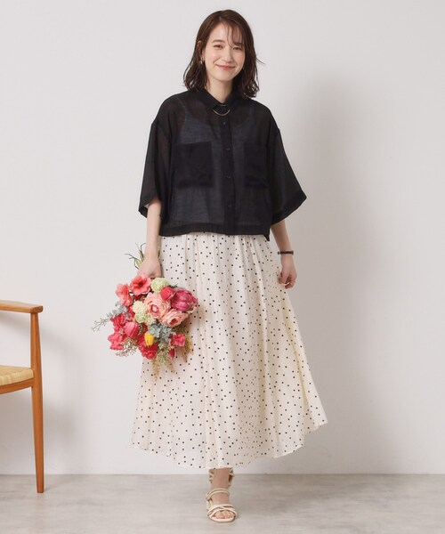 ITS'DEMO（イッツデモ）の「【手洗い可】シアーショート丈シャツ（シャツ/ブラウス・レディース・ブルー/ブラック/オフホワイト/キャメル・00）」の6枚目の写真