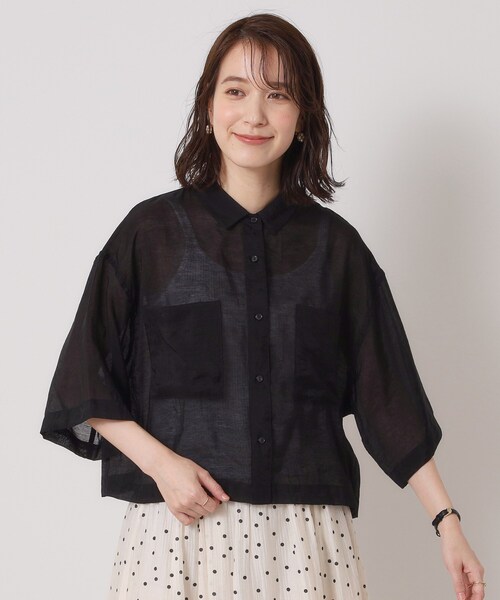 ITS'DEMO（イッツデモ）の「【手洗い可】シアーショート丈シャツ（シャツ/ブラウス・レディース・ブルー/ブラック/オフホワイト/キャメル・00）」の8枚目の写真