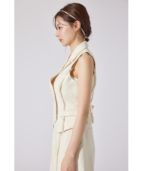 rienda（リエンダ）の「【AKB48千葉恵里さん・水島美結さん着用】テーラードベスト セットアップ 夏服 ノースリーブトップス（ベスト・レディース・アイボリー/ブラウン・SMALL/MEDIUM）」の8枚目の写真