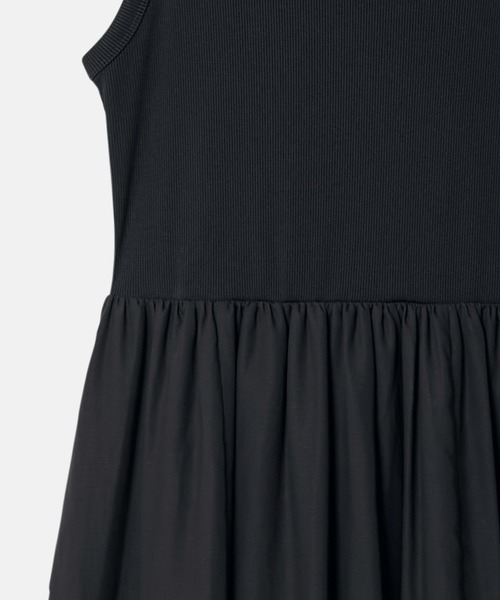 LE CIEL BLEU(ルシェルブルー)の「Bi-Material Fit and Flare Dress / バイマテリアルフィットアンドフレアドレス(ワンピース・レディース・ネイビー/ブラック/カーキ・36/38)」の5枚目の写真