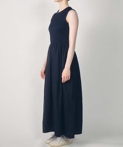 LE CIEL BLEU(ルシェルブルー)の「Bi-Material Fit and Flare Dress / バイマテリアルフィットアンドフレアドレス(ワンピース・レディース・ネイビー/ブラック/カーキ・36/38)」の12枚目の写真