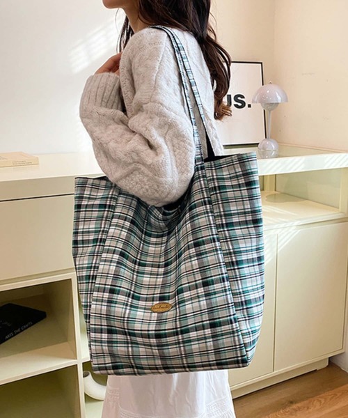 LA VORAGINE(ラ ヴォラジネ)の「リバーシブルチェック トートバッグ(トートバッグ・レディース・レッド/イエロー/ネイビー/グリーン・FREE)」の7枚目の写真