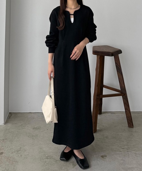 【新品未使用】 Olu. フリル付きブラックスウェットワンピース Kanako×Olu.】ショルダーフリルタックワンピース