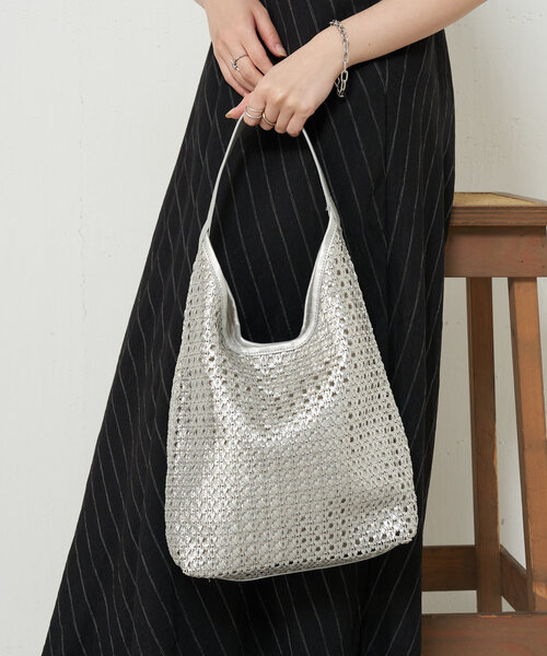 Jena espace merveilleux（ジェナ　エスパスメルヴェイユ）の「シャイニーメッシュトートバッグ（トートバッグ・レディース・シルバー・FREE）」の3枚目の写真
