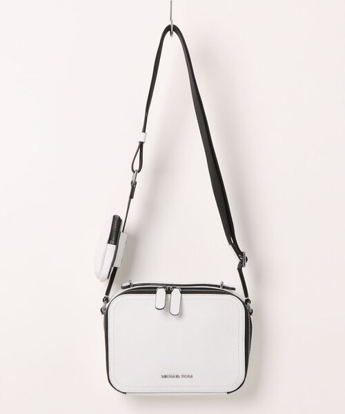 MICHAEL KORS(マイケルコース)の「HUDSON ペブルレザー クロスボディ ウィズ ポーチ(ショルダーバッグ・メンズ・ホワイト系・FREE)」の1枚目の写真