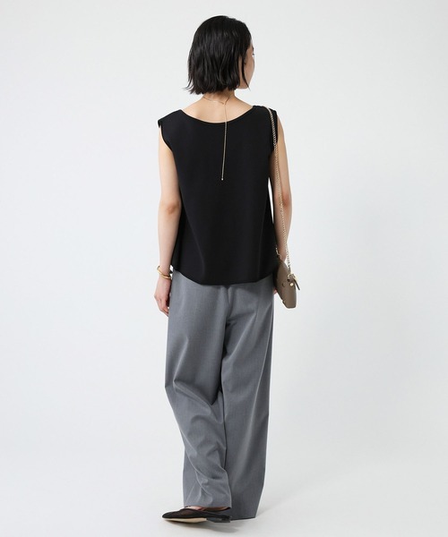 BABYLONE（バビロン）の「ノースリ2WAYネックプルオーバー（Tシャツ/カットソー・レディース・ブラック/ホワイト・フリー）」の12枚目の写真