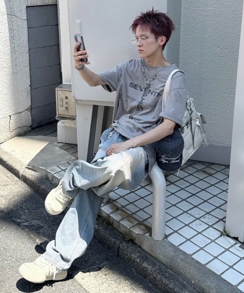 Never mind the XU / Chikashitsu+（ネバーマインド ザ エックスユー / チカシツプラス）の「【nmtc+】stripe wash wide denim pants / 【エヌエムティーシープラス】ストライプボーダーウォッシュワイドデニムパンツ（デニムパンツ・メンズ・ブラック/ブルー・L/M/S）」の5枚目の写真