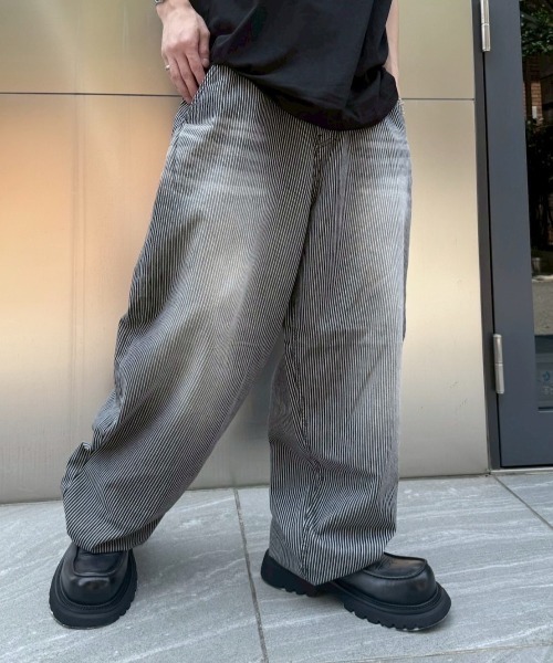 デニム・ジーパン Luca Stripe Washing Wide Denim Pants (2color) Chikashitsu +】design washing wide denim pants (2color