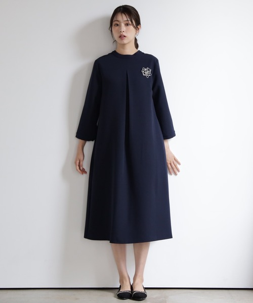 DRESS PLUS（ドレスプラス）の「品さ際立つ前後2wayフォーマルワンピース（ドレス・レディース・ブラック/ネイビー・XL/L/M）」の2枚目の写真