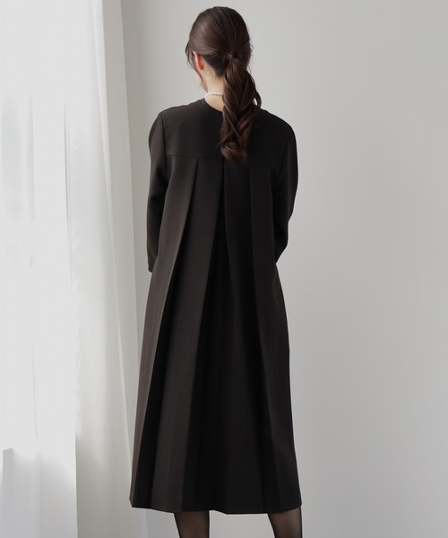 DRESS PLUS（ドレスプラス）の「品さ際立つ前後2wayフォーマルワンピース（ドレス・レディース・ブラック/ネイビー・XL/L/M）」の7枚目の写真