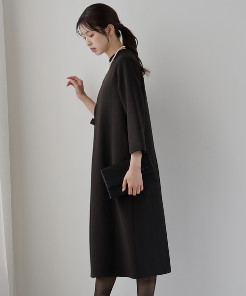 DRESS PLUS（ドレスプラス）の「品さ際立つ前後2wayフォーマルワンピース（ドレス・レディース・ブラック/ネイビー・XL/L/M）」の9枚目の写真