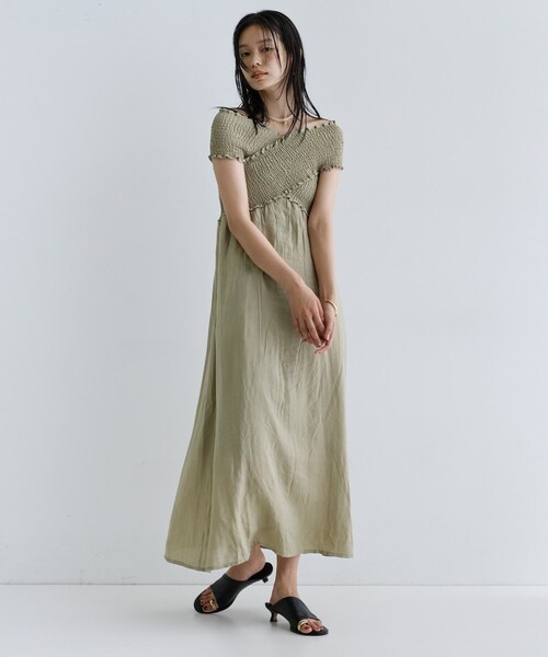 GALLEST(ギャレスト)の「◆【一部店舗限定】シャーリングクロスワンピース(ワンピース・レディース・ブラック/ベージュ/ブラウン系その他・38)」の21枚目の写真