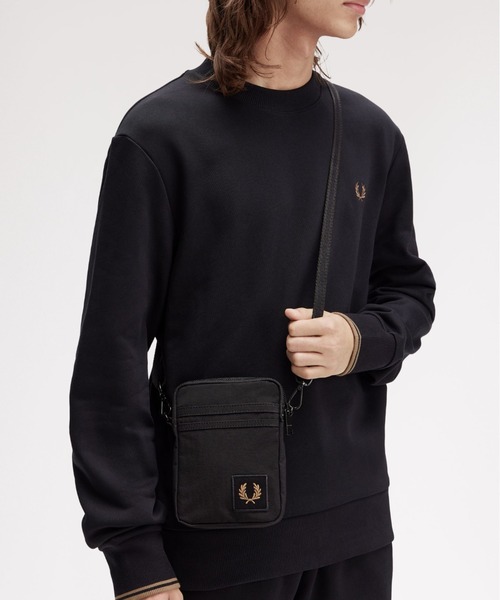 FRED PERRY ボディバッグ ブラック FRED PERRY】ナイロンクロスボディバッグのご紹介～🎵 - ミント