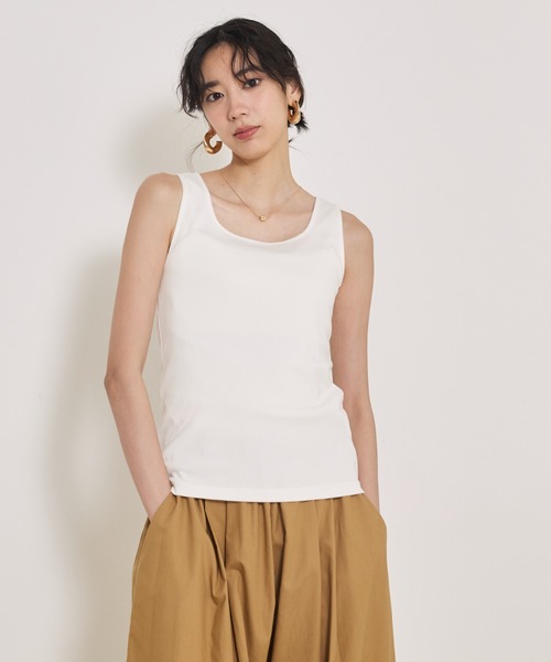 qualite(カリテ)の「【上質な着心地にこだわった1枚】プレミアムフライスタンクトップ/ノースリーブトップス(タンクトップ・レディース・オフホワイト/カーキ/ブラック・フリー)」の8枚目の写真