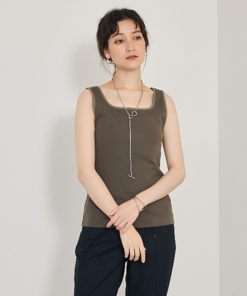 qualite(カリテ)の「【上質な着心地にこだわった1枚】プレミアムフライスタンクトップ/ノースリーブトップス(タンクトップ・レディース・オフホワイト/カーキ/ブラック・フリー)」の7枚目の写真