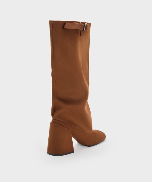 CHARLES & KEITH(チャールズ & キース)の「Robbie ロビー スラウチーブロックヒールロングブーツ(ブーツ・レディース・ブラウン/ブラック・25.5cm/25cm/24.5cm/23.5cm/23cm/22.5cm)」の4枚目の写真