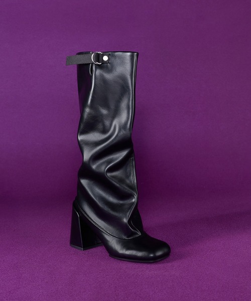 CHARLES & KEITH(チャールズ & キース)の「Robbie ロビー スラウチーブロックヒールロングブーツ(ブーツ・レディース・ブラウン/ブラック・25.5cm/25cm/24.5cm/23.5cm/23cm/22.5cm)」の19枚目の写真