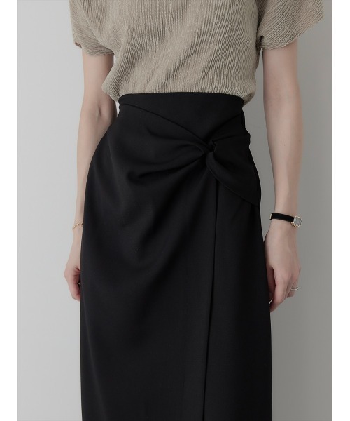 amel（エイメル）の「【RE ARRIVAL】ノットデザインラップスカート / ブラック（スカート・レディース・ブラック・FREE）」の4枚目の写真