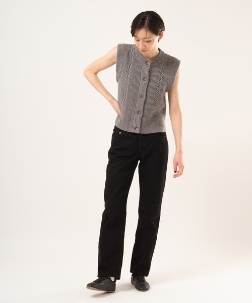 Levi's(リーバイス)の「Levi's/リーバイス ケーブルニット ベスト(ベスト・レディース・グレー・XS/M/S)」の9枚目の写真