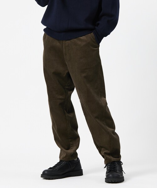 FREAK'S STORE（フリークスストア）の「限定展開 ワイドシルエット コーデュロイ カーブパンツ / テーパードシルエット（その他パンツ・メンズ・ブラウン/ベージュ/ブラック/チャコールグレー・LARGE/MEDIUM/SMALL）」の14枚目の写真