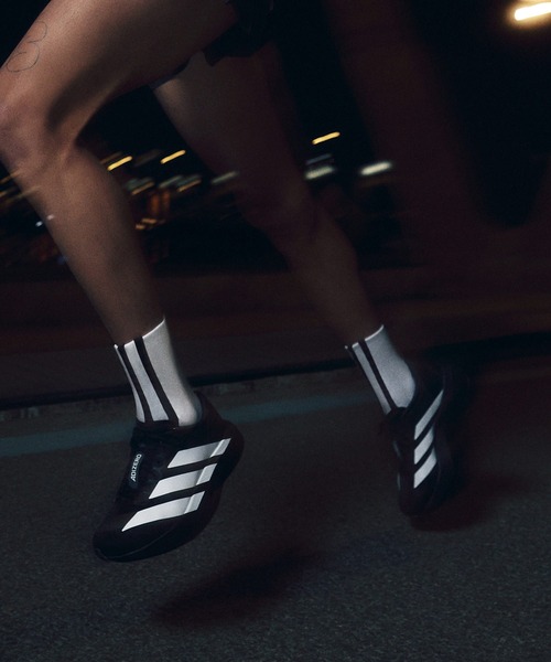 adidas（アディダス）の「アディゼロ EVO SL / Adizero EVO SL / ランニングシューズ / アディダス adidas（スニーカー・メンズ・ホワイト×ブラック/ブラック×ホワイト/シルバー・27.0cm/26.5cm/25.5cm/26.0cm/27.5cm/28.0cm/28.5cm/29.0cm/25.0cm）」の15枚目の写真