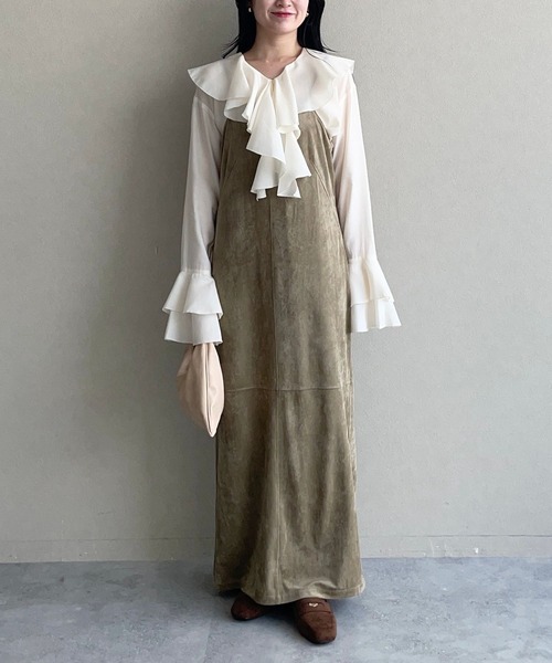 mysty woman(ミスティウーマン)の「スエードライクキャミワンピース 583329(ワンピース・レディース・ベージュ/キャメル/ブルー・FREE)」の20枚目の写真