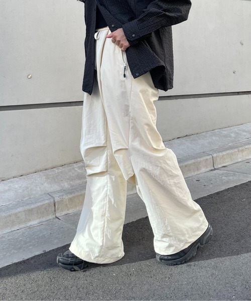 COLONY 2139(コロニートゥーワンスリーナイン)の「カーブライン撥水リップストップパンツ(その他パンツ・メンズ・ブラック/アイボリー・SMALL/MEDIUM/LARGE)」の3枚目の写真