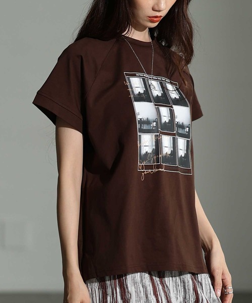 Sawa a la mode(サワアラモード)の「多機能グラフィックプリントTシャツ(Tシャツ/カットソー・レディース・オフホワイト/ブラウン・FREE)」の1枚目の写真