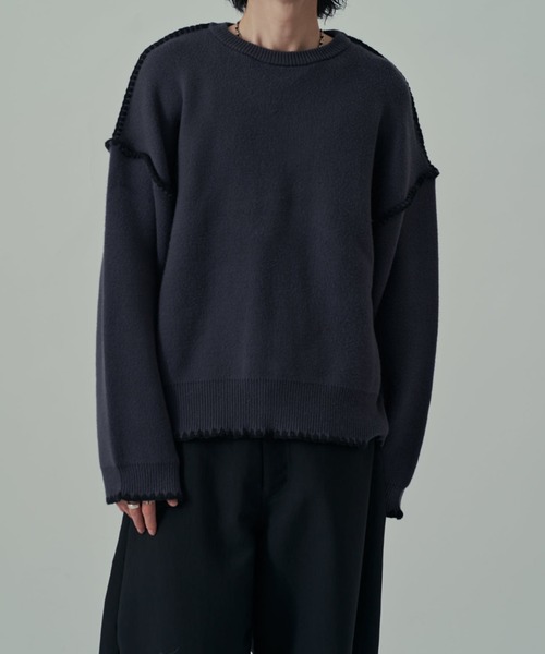 Lui's(ルイス)の「クラフトステッチクルーネックニット(ニット/セーター・メンズ・ホワイト/ブラック/グレー・FREE)」の3枚目の写真