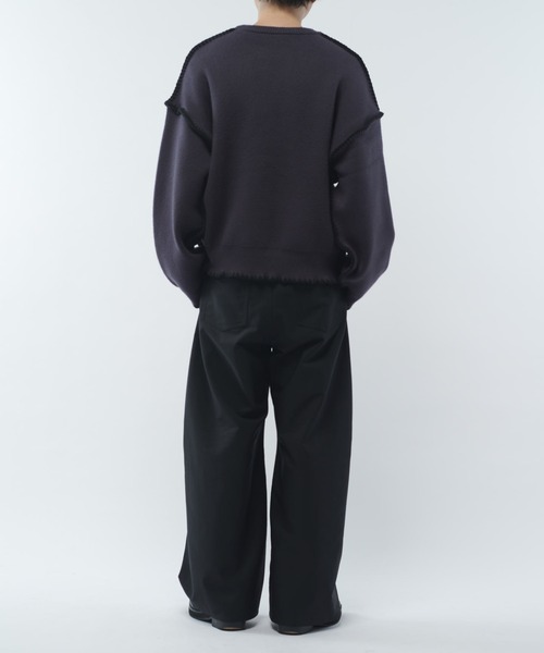 Lui's(ルイス)の「クラフトステッチクルーネックニット(ニット/セーター・メンズ・ホワイト/ブラック/グレー・FREE)」の6枚目の写真