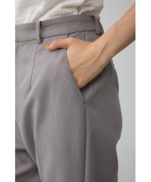 AZUL by moussy（アズールバイマウジー）の「VENUSフレアパンツ（スラックス・レディース・ボルドー/杢グレー/アイボリー/ブラック・MEDIUM/LARGE/SMALL）」の20枚目の写真