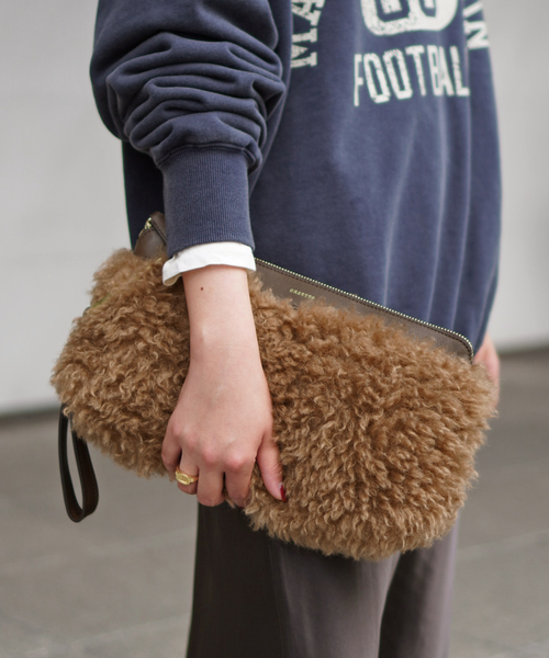 ORSETTO（オルセット）の「【ORSETTO/オルセット】Boa Clutch Bag（クラッチバッグ・レディース・キャメル・FREE）」の8枚目の写真