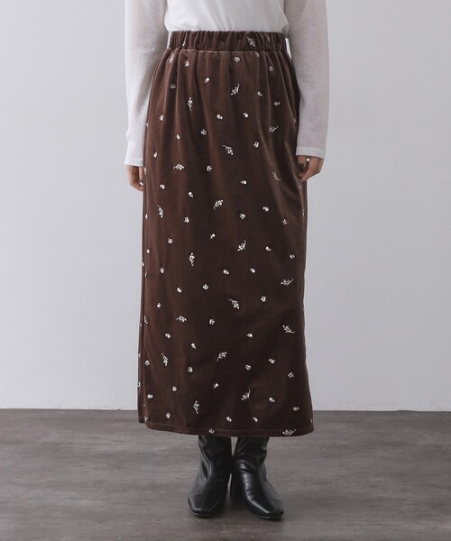 OPAQUE.CLIP（オペークドットクリップ）の「ベロアナロースカート/セットアップ対応可【洗濯機OK】（スカート・レディース・ブラック/ブラウン系1/ワイン系1・40/42/38）」の22枚目の写真