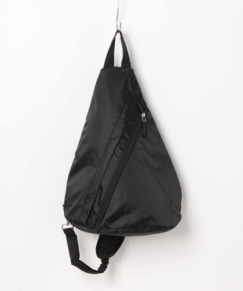 MAGASIN DE MODE TOOLS(マガジンデモードトゥールズ)の「【MAGASIN DE MODE TOOLS】A5収納可能 !トライアングルワンショルダーバッグ メッセンジャーバッグ/スリングバッグ 8294 MKS(メッセンジャーバッグ・メンズ・ブラック・FREE)」の11枚目の写真