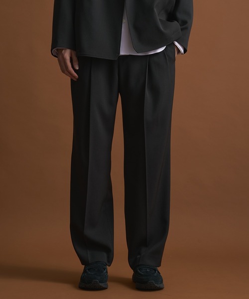 PUBLIC TOKYO（パブリックトウキョウ）の「〈セットアップ対応〉AQUA WOOLカルゼタックスラックス /ストレートパンツ/ストレートスラックス/オフィスカジュアル/ビジネス/通勤（スラックス・メンズ・ダークベージュ/ダークブラウン/ダークネイビー/ヘザーチャコール・1/2/3）」の15枚目の写真