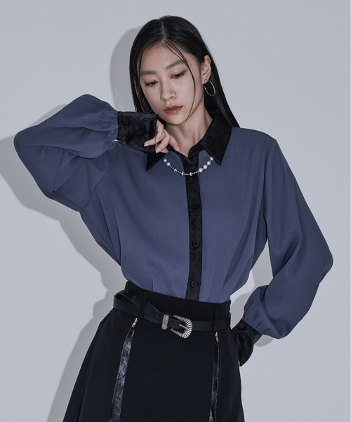 Ellno de Mavie(エルノデメヴィ)の「ジャガードドッキングシャツ(シャツ/ブラウス・レディース・ブラック/ブルーグレー/グレー・FREE)」の1枚目の写真