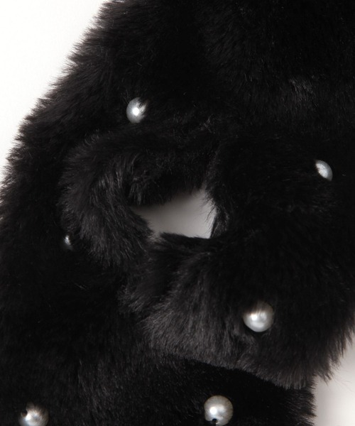 FOUND GOOD（ファウンドグッド）の「パールツキFファーマフラー（マフラー・レディース・ベージュ/ブラック・FREE）」の7枚目の写真