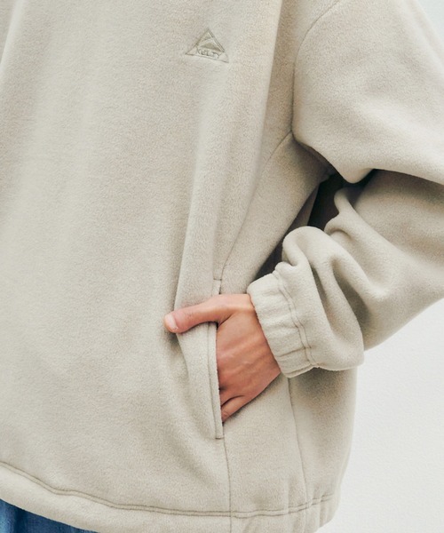 KELTY(ケルティ)の「KELTY PUFF-LEECE PARKA(パーカー・メンズ・ブラック/ベージュ/チャコール・M/L/XL)」の8枚目の写真