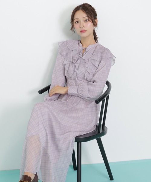 JILL by JILL STUART(ジルバイジルスチュアート)の「◇ベロア配色チェックラッフルワンピース(ワンピース・レディース・パープル系その他/グレー系その他/グリーン系その他・FREE)」の4枚目の写真