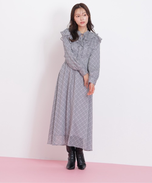JILL by JILL STUART(ジルバイジルスチュアート)の「◇ベロア配色チェックラッフルワンピース(ワンピース・レディース・パープル系その他/グレー系その他/グリーン系その他・FREE)」の10枚目の写真