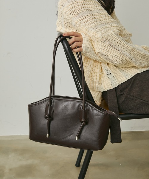 Lunea（ルネア）の「レトロエコレザーショルダーバッグ（ショルダーバッグ・レディース・ブラック/ブラウン/ホワイト・FREE）」の22枚目の写真